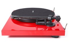 Pro-Ject DEBUT CARBON DC RED 2M RED